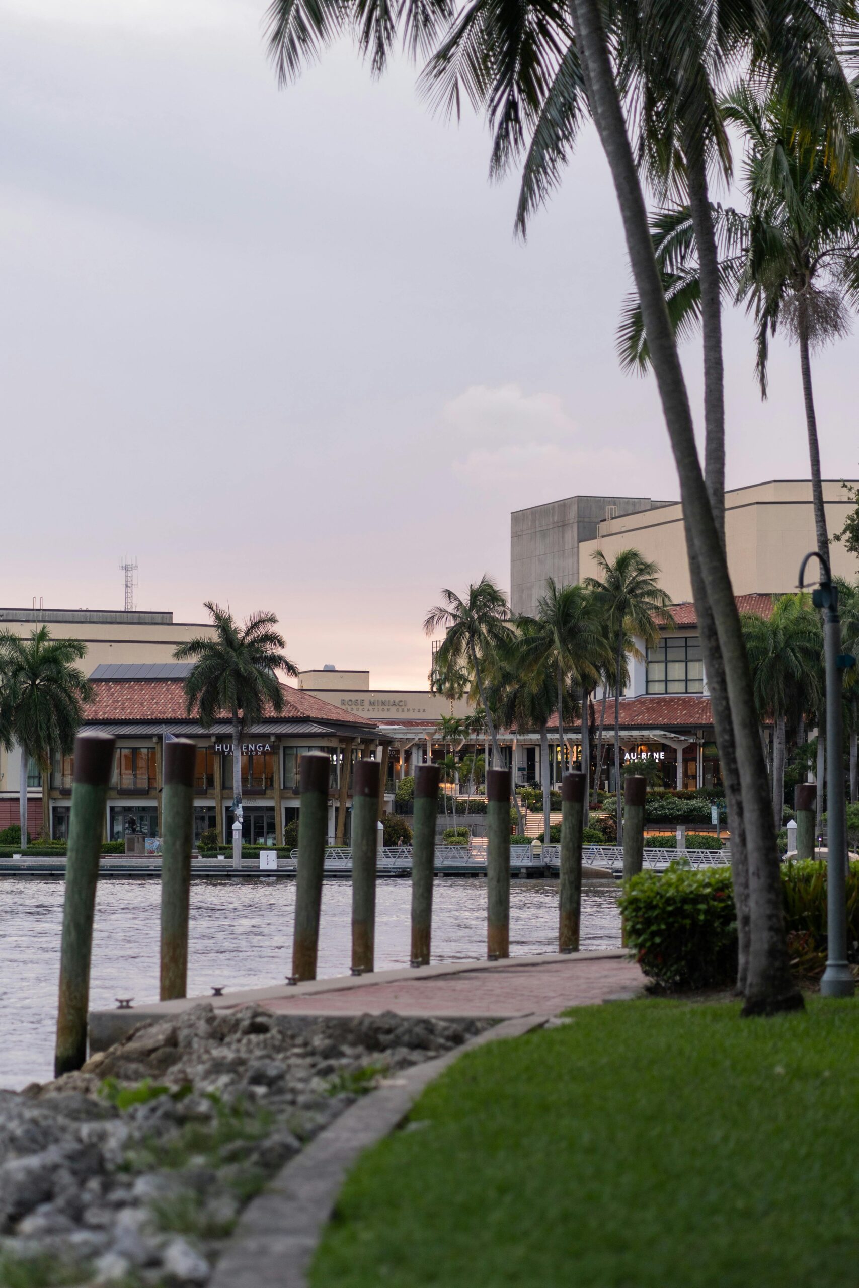 sunset dinner spots South Florida